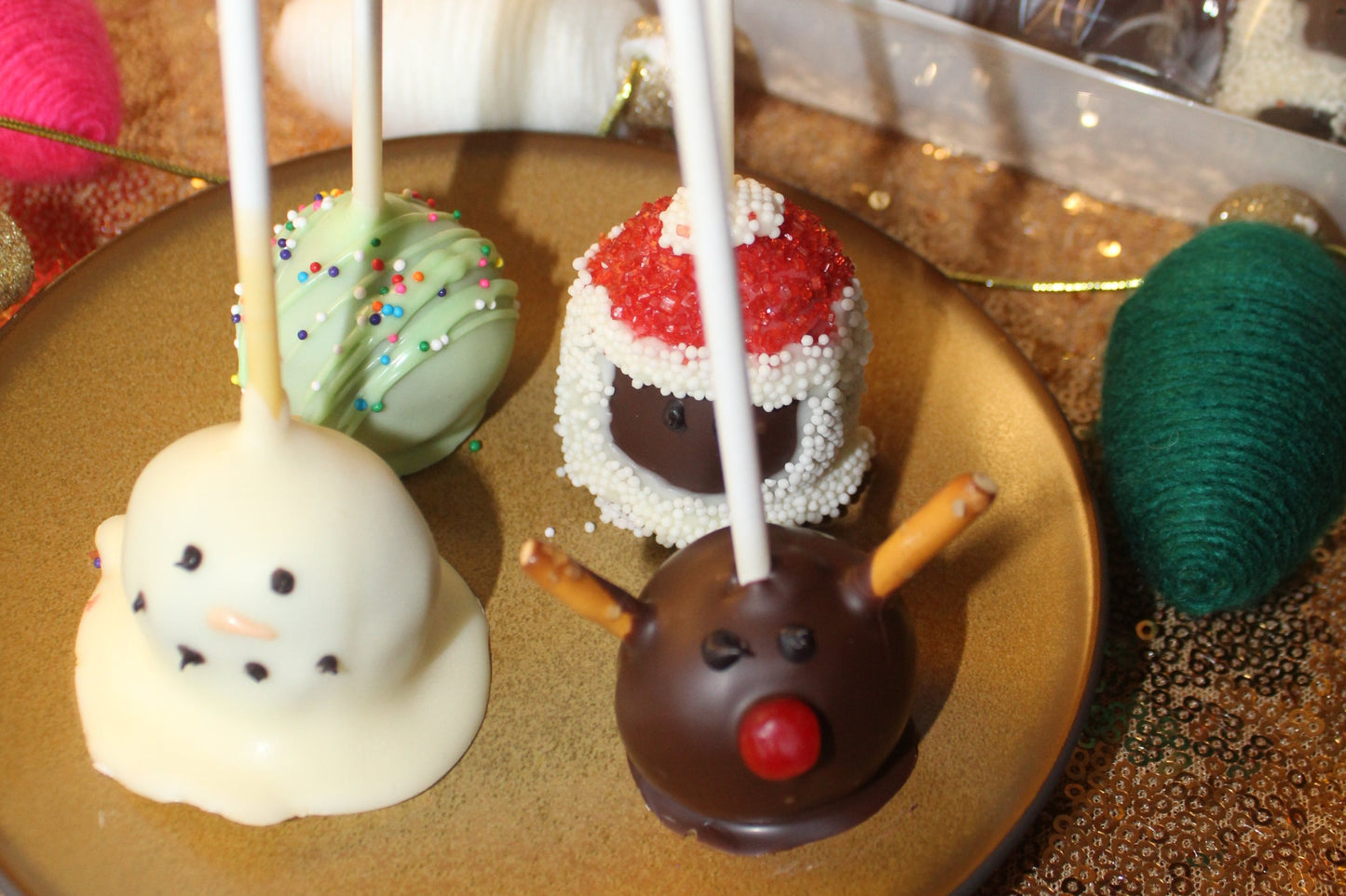 Holiday Cake Pop Gift Box